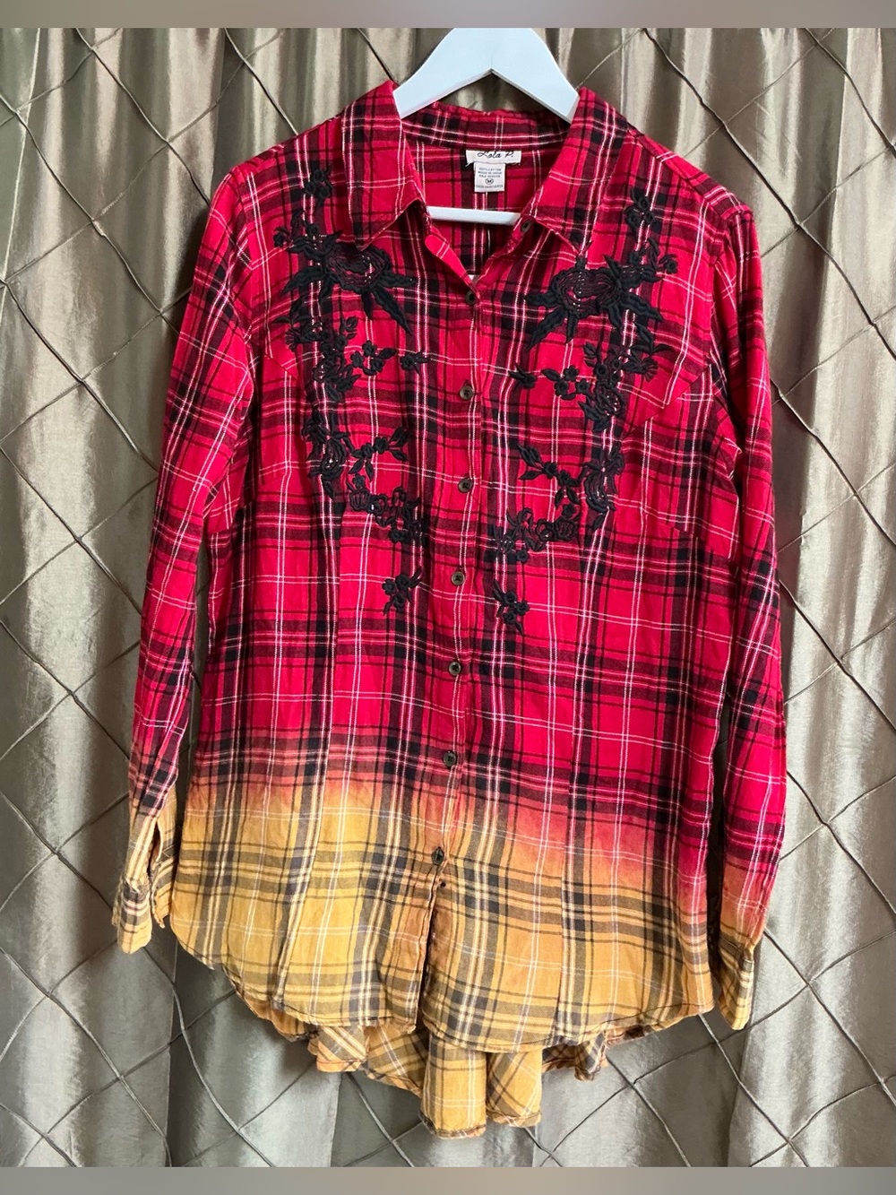 NWT- Lola P Plaid Ombré Buttondown w/Embroidery Ruffled Back Hem